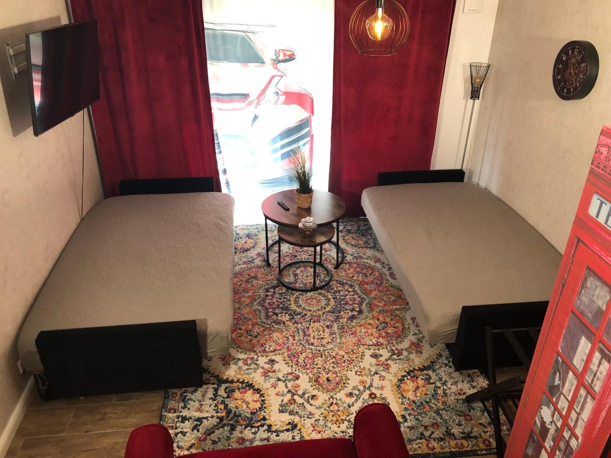 Stylisches Maybach Appartement Mit Terrasse Fuer 5 Personen, 5 Betten, Grosse Kochinsel, Homeoffice Mit 250Mbit Wlan Aidlingen المظهر الخارجي الصورة